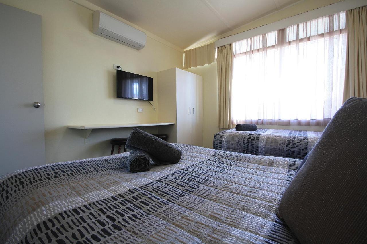 Hi Way Motor Inn Yass Esterno foto